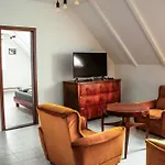 Fuestifecske Apartmanhaz Appartement