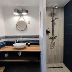 Fuestifecske Apartmanhaz Appartement
