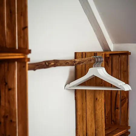 Fuestifecske Apartmanhaz * Aszofo