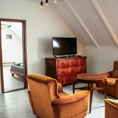 Fuestifecske Apartmanhaz Apartman