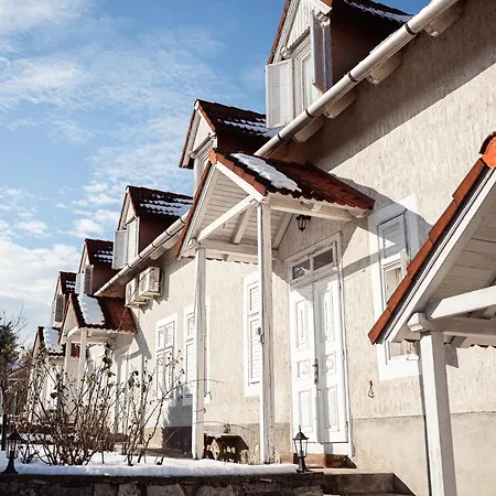 Fuestifecske Apartmanhaz Apartament