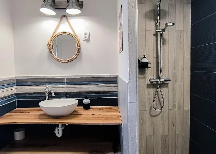 Fuestifecske Apartmanhaz Apartment